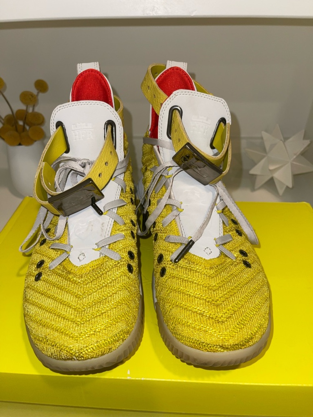 HFR x Nike LeBron 16 Harlem Stage Side 4.5